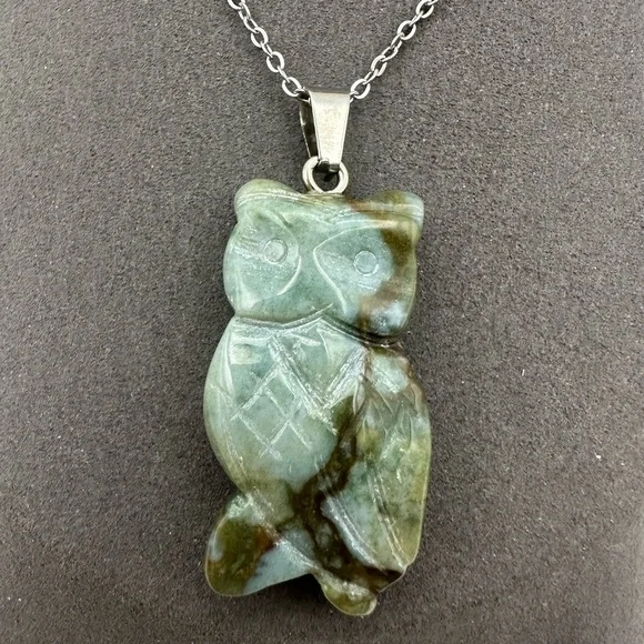 Ocean Jasper Owl Pendant Necklace on Silver Copper Chain - Picture 3 of 14